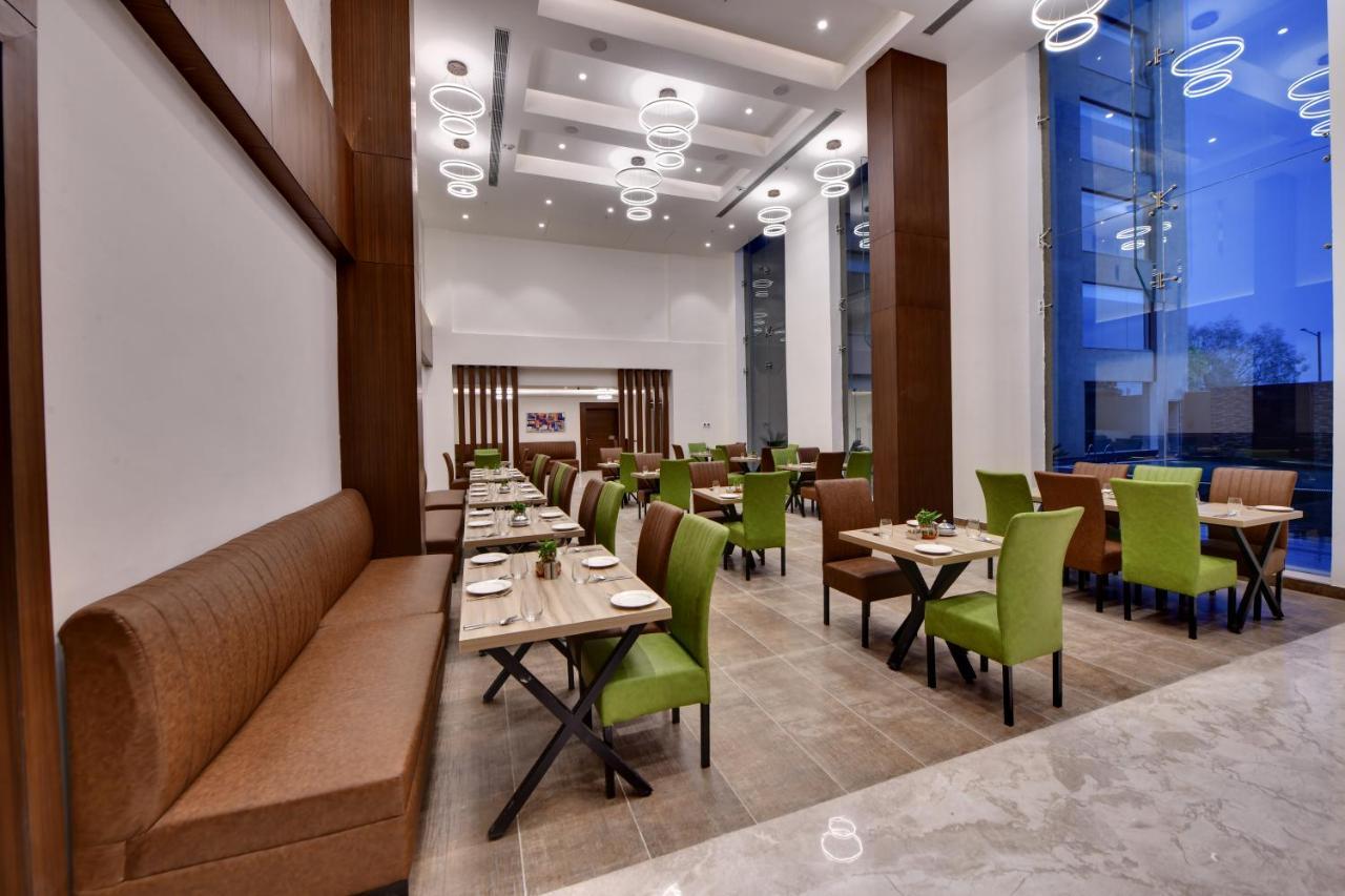 The Fern An Ecotel Hotel, Alwar Sariska ภายนอก รูปภาพ
