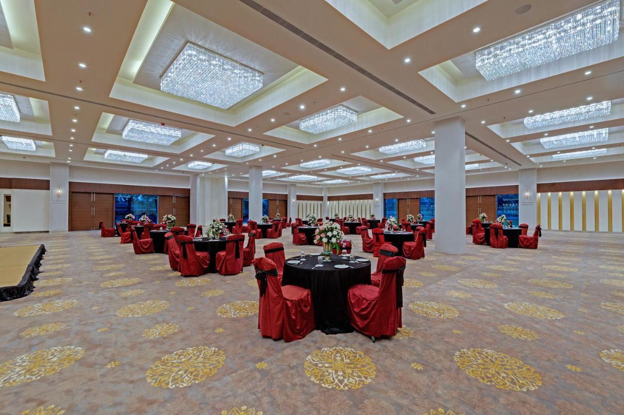 The Fern An Ecotel Hotel, Alwar Sariska ภายนอก รูปภาพ