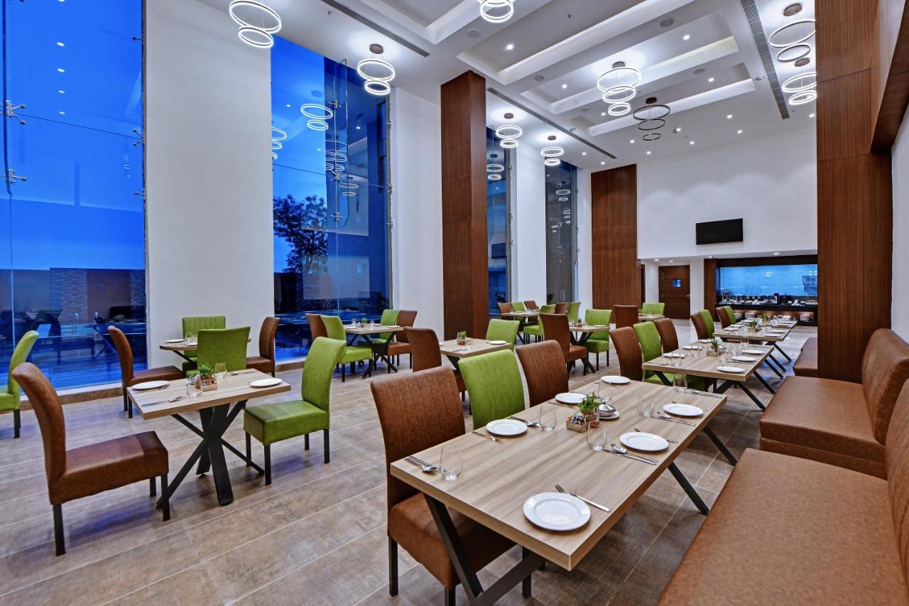 The Fern An Ecotel Hotel, Alwar Sariska ภายนอก รูปภาพ